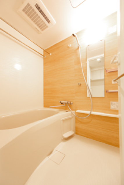 バス・シャワールーム　※写真は同タイプ住戸です。