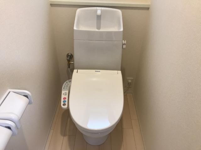 トイレ　トイレ