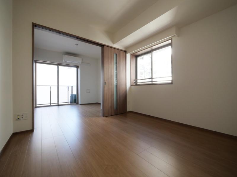 居室・リビング　内観1