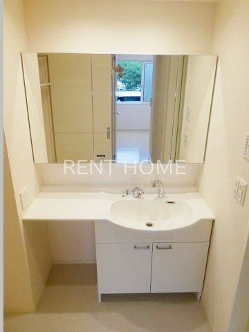 洗面設備　洗髪洗面化粧台