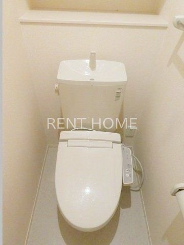 トイレ　ウォシュレット付き