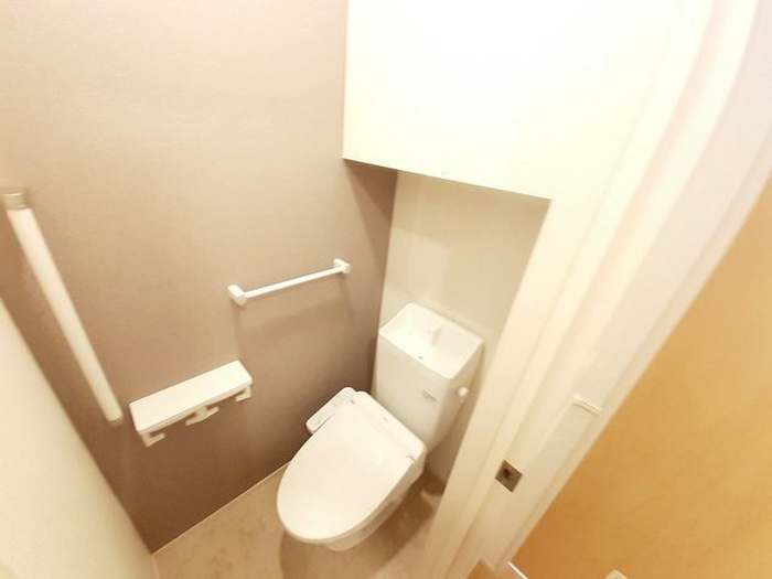 トイレ　～内観写真※現況優先～