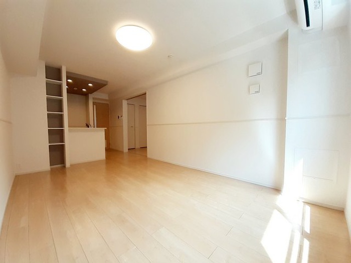 居室・リビング　～内観写真※現況優先～