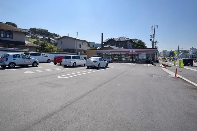 コンビニ　セブンイレブン入間黒須1丁目店（コンビニ）まで295m