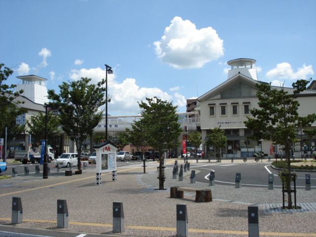 その他　伊万里駅(JR　筑肥線)（その他）まで693m