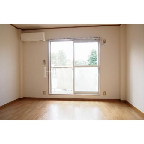 居室・リビング　同物件別部屋のお写真です※現況優先