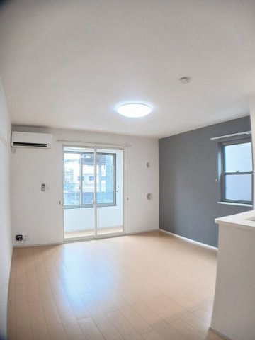 居室・リビング　使いやすいリビングです