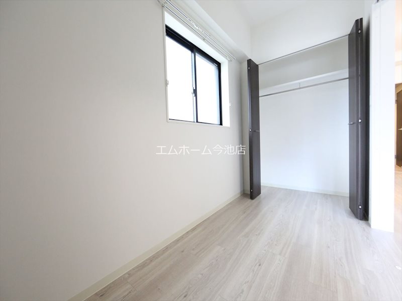 収納　クローゼット（収納スペース充実しています）