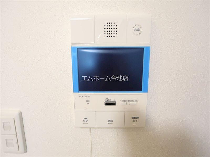 セキュリティ　TVモニター付インターホン