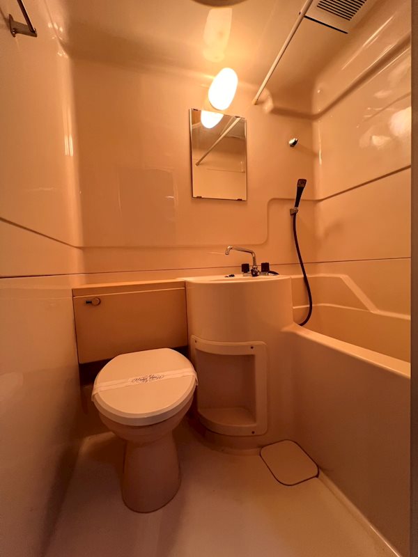 バス・シャワールーム　※写真は実際と異なります。