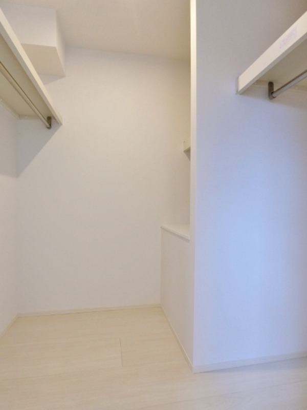 収納　図面と現状に相違がある場合には現状を優先