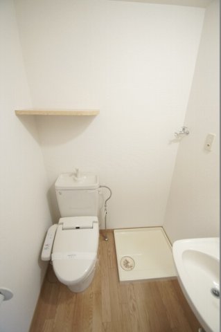 トイレ　※別部屋の参考写真となります※現況優先※