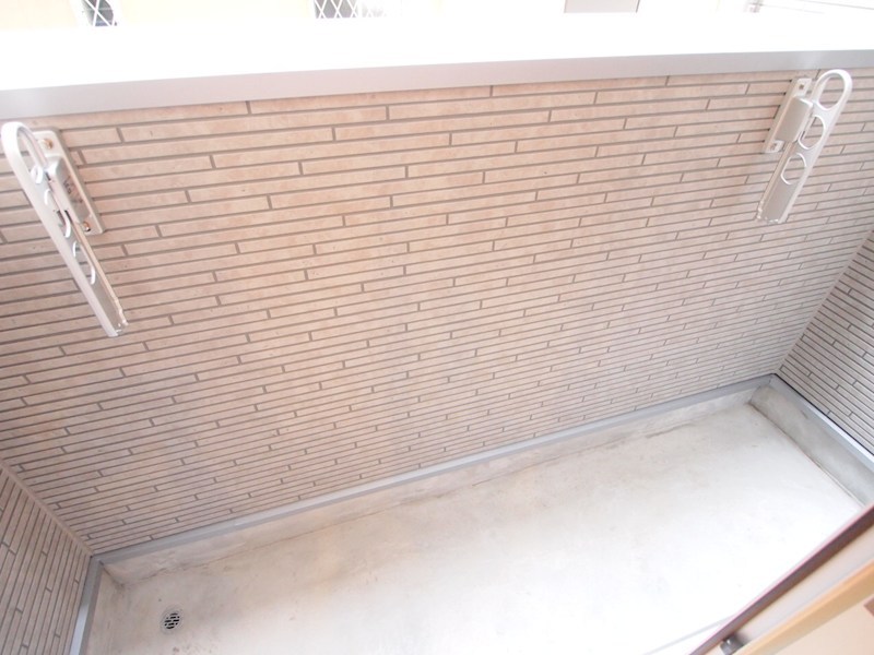 バルコニー　※別号室写真の為、現況優先