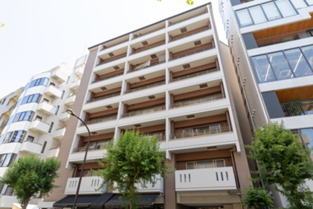 建物外観　外観は落ち着いています