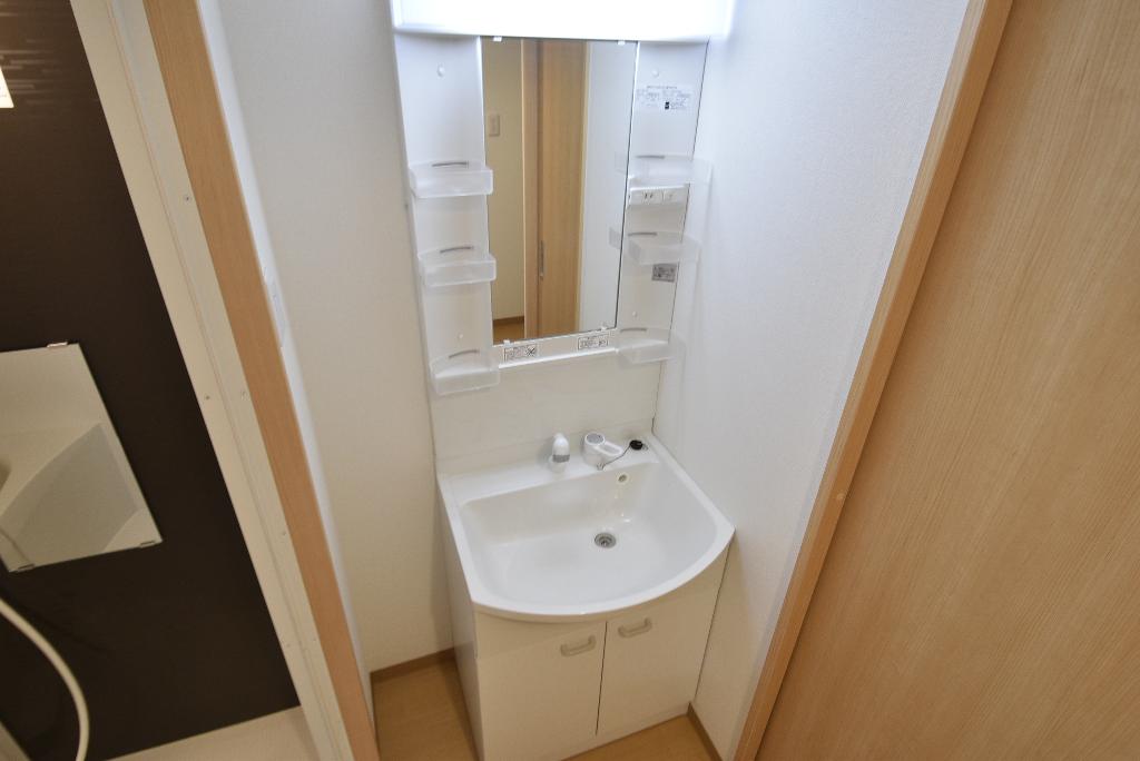 洗面設備　洗髪洗面化粧台