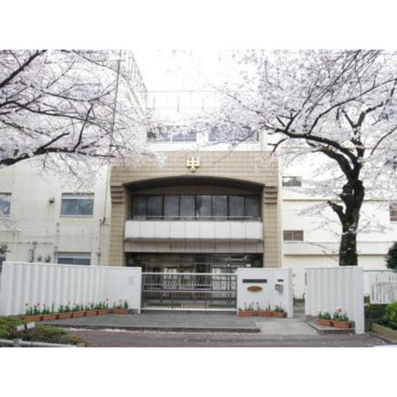 中学校　世田谷区立駒留中学校（中学校）まで807m