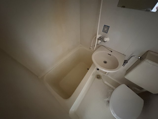 バス・シャワールーム　お風呂です