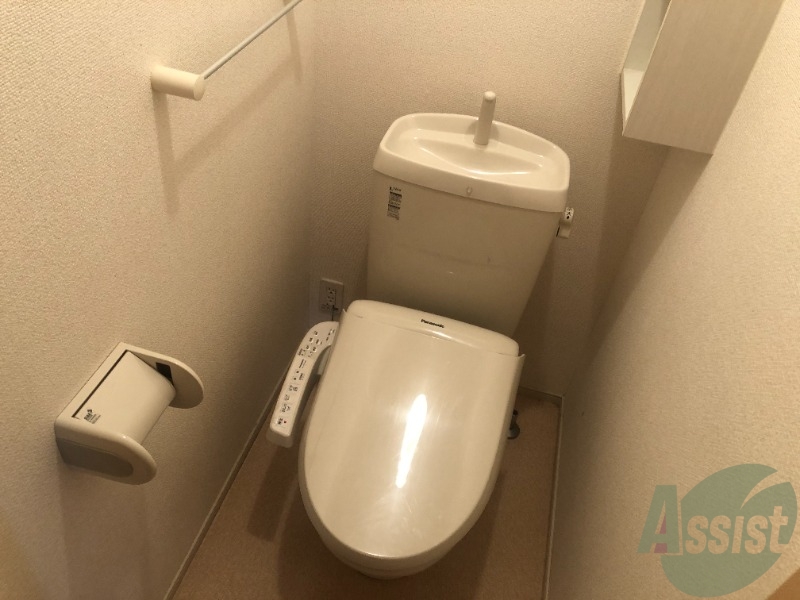 トイレ　トイレはウォシュレット付きなので安心して過ごせます。