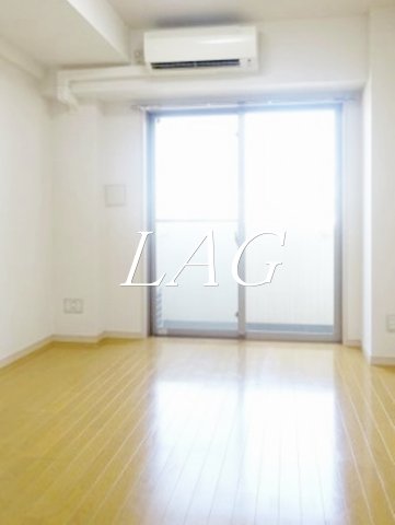 居室・リビング　洋室のお部屋（同仕様）です。