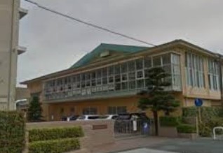 中学校　浜松市立南部中学校（中学校）まで876m