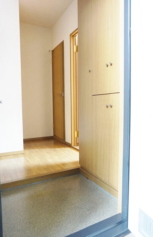 玄関　他部屋の写真です
