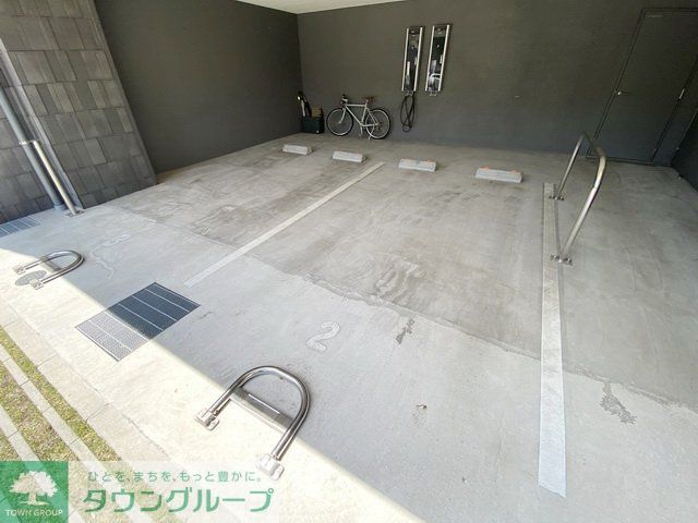 駐車場　駐車場