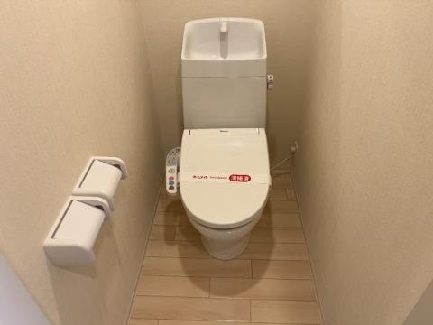 トイレ　トイレ