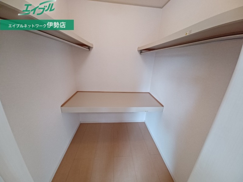 収納　同物件別部屋のお写真です。