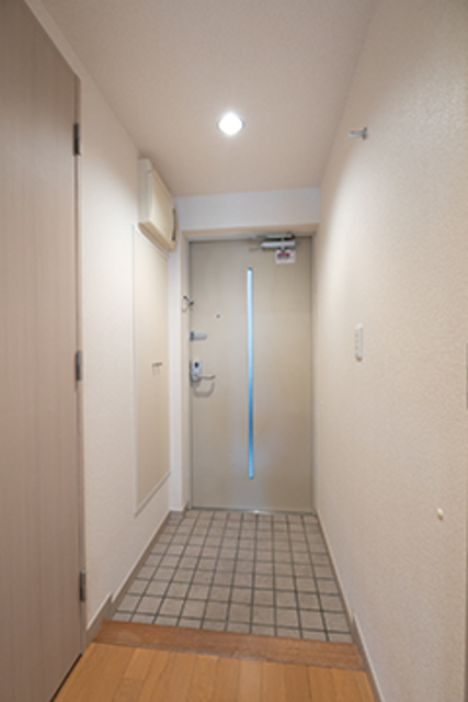 玄関　※写真は同タイプ住戸です。