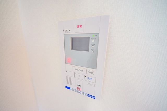 バルコニー　★★来訪者の顔が見れて安心★★