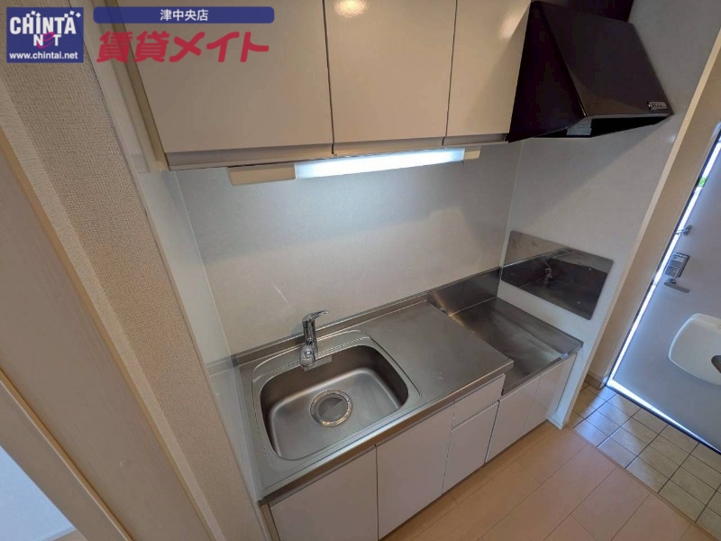 キッチン　同タイプの部屋写真です