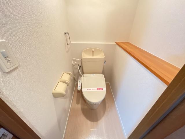 トイレ　シャワー付トイレ