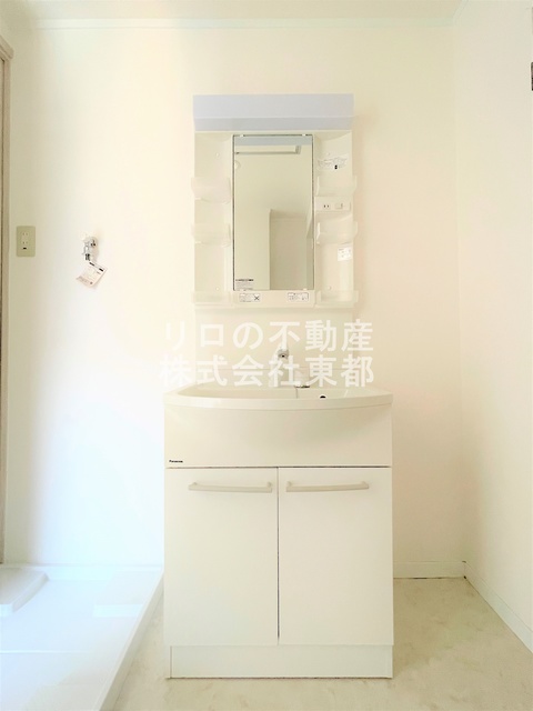 洗面設備　独立洗面台なら落ち着いて身支度ができます☆