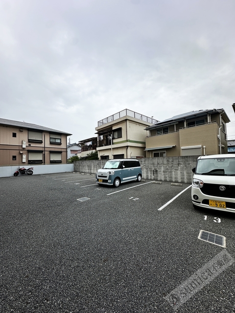 駐車場　駐車場も完備