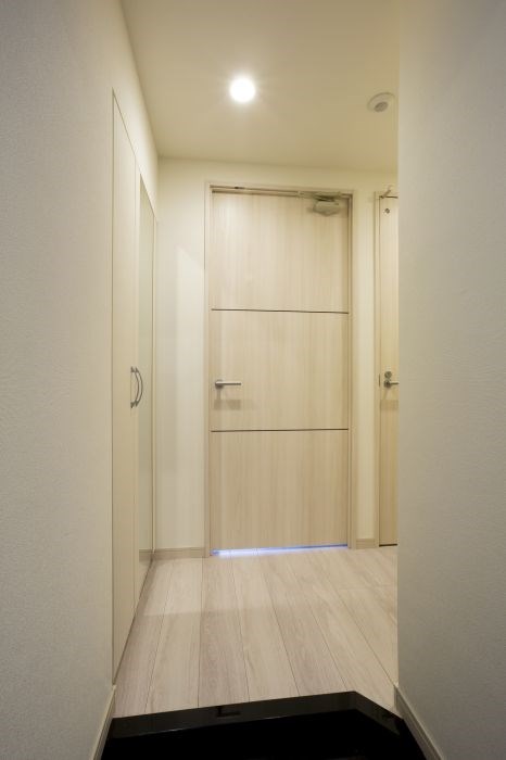 玄関　※参考写真
