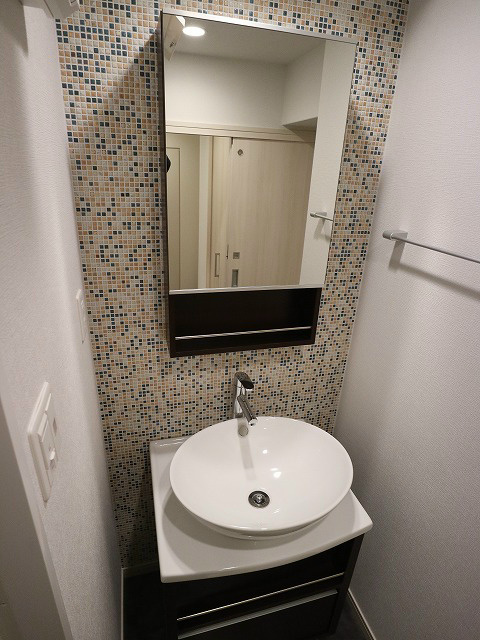 洗面設備　※参考写真