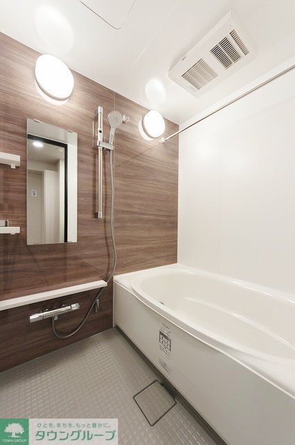 バス・シャワールーム　※写真は同タイプ住戸です。