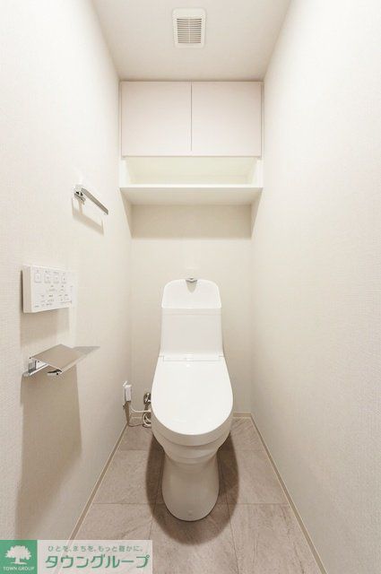 トイレ　※写真は同タイプ住戸です。