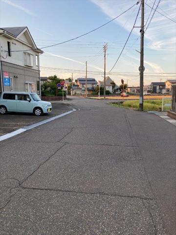 その他　前面道路（その他）まで0m