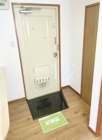 玄関　玄関です。