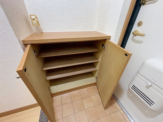 収納　掲載写真は同型モデルを掲載しており実際のお部屋と仕様等が異な