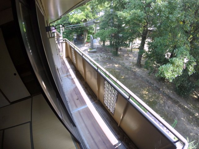 バルコニー