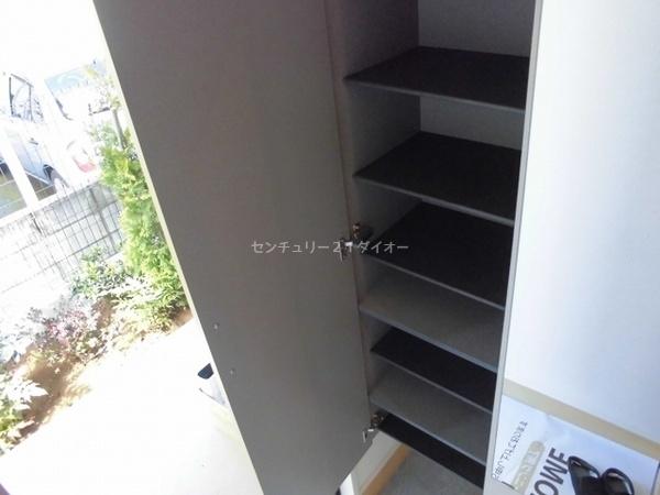 玄関　シューズボックス