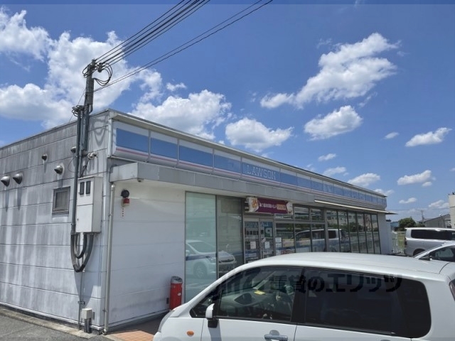 コンビニ　ローソン大和郡山丹後庄町店（コンビニ）まで650m