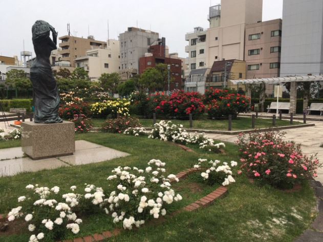 公園　本郷給水所公苑（公園）まで421m