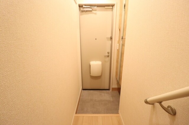 D-crest西奈の玄関写真