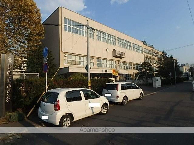 小学校　幌東小学校（小学校）まで347m