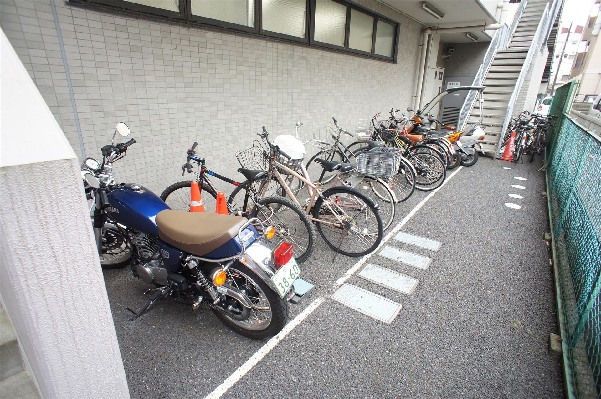 その他