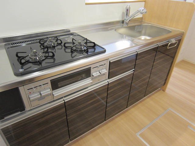 キッチン　※同型モデルになります