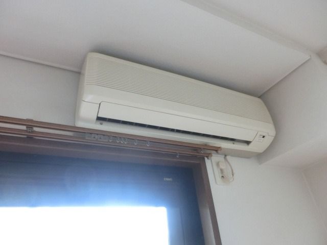 その他　嬉しいエアコン付きです